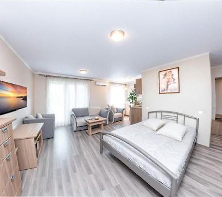 Жд Вокзал И Авто 1 Кв Евро Apartment Dnipro Exterior photo